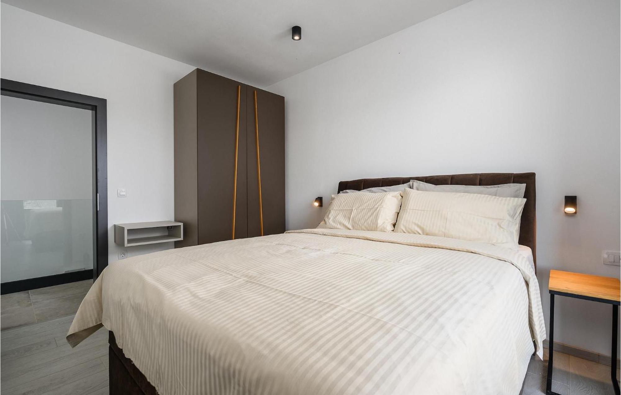 Villa De La Vie Raša Extérieur photo