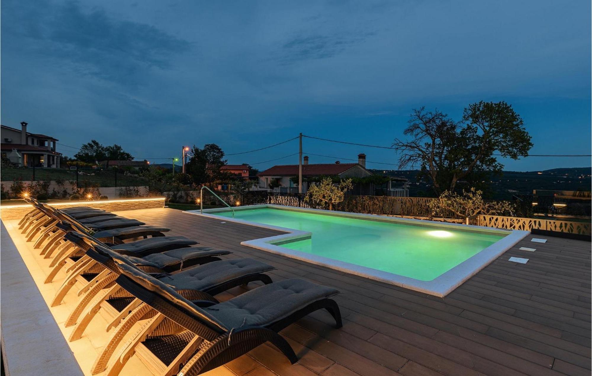 Villa De La Vie Raša Extérieur photo